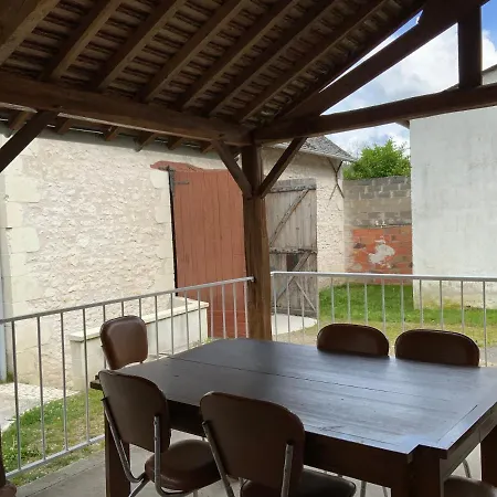 Maison De Campagne, Piscine En Bordure De Riviere