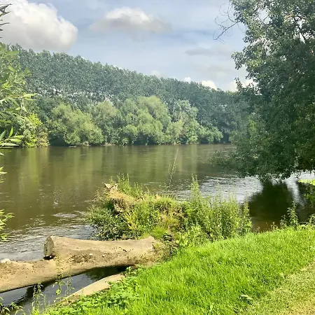 Maison De Campagne, Piscine En Bordure De Riviere *