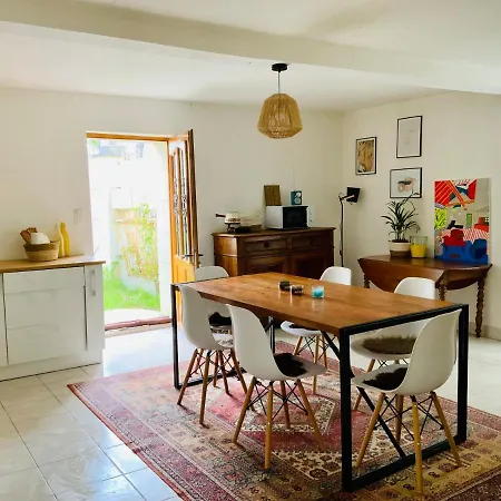 Maison De Campagne, Piscine En Bordure De Riviere Saint-Remy-sur-Creuse