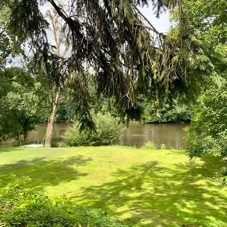 Maison De Campagne, Piscine En Bordure De Riviere Holiday home *