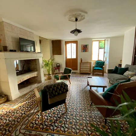 Maison De Campagne, Piscine En Bordure De Riviere